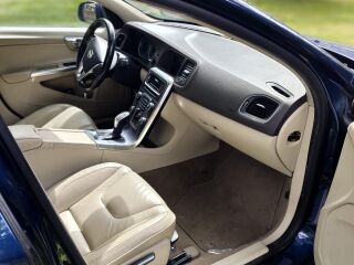 Volvo V60 2.0 120kW