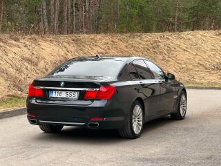 BMW 740 3.0 225кВ