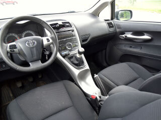 Toyota Auris Facelift 1.6 97kW