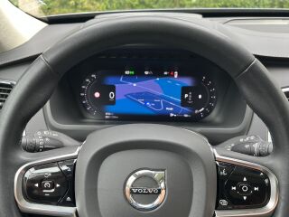Volvo XC90 AWD B&W 7K 4C LUXURY+ ULTIMATE BRIGHT 2.0 B5 KERS Mild Hybrid 183кВ