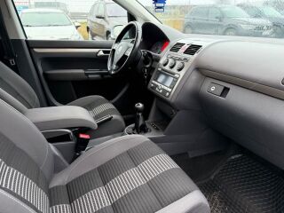 Volkswagen Touran 2.0 80кВ