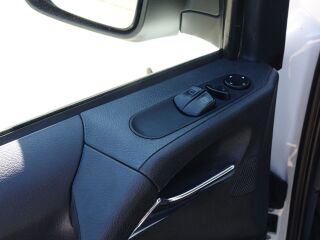 Mercedes-Benz Vito TOURER LONG 2.1 R4 70kW