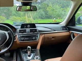 BMW 330 GT 3.0 190kW