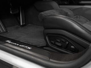 Porsche Taycan GTS 440кВ