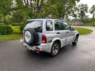 Suzuki Grand Vitara 2.0 94кВ