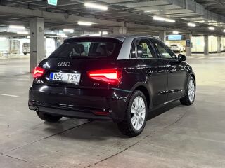 Audi A1 Sportback S-line 1.6 TDI 85kW