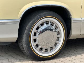 Cadillac DeVille Coupe Custom Classic 4.5 V8