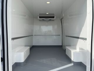 Peugeot Boxer külmikkaubik L4H2 THERMO KING V300 MAX 50 2.2 103kW