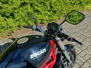 Ducati Monster 695 V2 52кВ