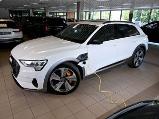 Audi e-tron S-LINE B&O SAFETY PRO VIRTUAL+ 360 QUATTRO 55 300kW