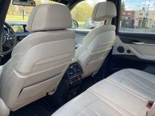 BMW X5 3.0 230kW