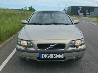 Volvo S60 2.4 103кВ