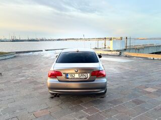 BMW 325 3.0 160kW