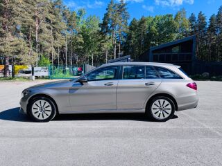 Mercedes-Benz C 220 4Matic 2.0 143kW