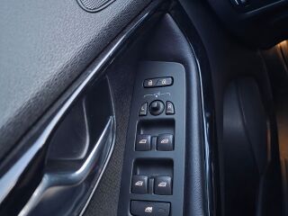 Volvo V40 2.0 110kW