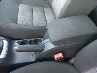 Skoda Octavia 1.6 77кВ