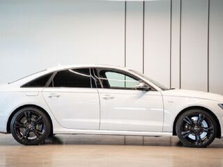 Audi S6 4.0 V8 Twin-Turbo 309kW