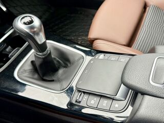 Mercedes-Benz CLA 180 Coupe 1.3 100kW