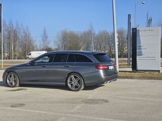 Mercedes-Benz E 220 AMG Styling 2.0 143кВ