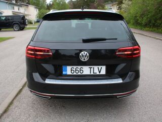 Volkswagen Passat R-line 2.0 176kW