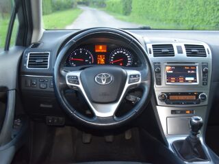 Toyota Avensis Facelift 2.0 D-CAT 91кВ