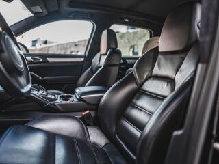 Porsche Cayenne Turbo 4.8 V8 368кВ