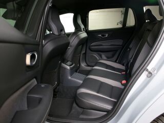 Volvo V60 AWD PLUS DARK INTELLI SAFE PRO 2.0 T6 Recharge Long Range Plug In Hybrid 293kW