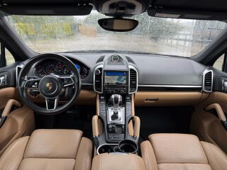 Porsche Cayenne FACELIFT SPORT DESIGN PACKAGE 3.0 D 176kW
