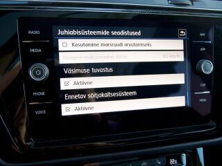 Volkswagen Touran Highline 1.4 R4 110кВ