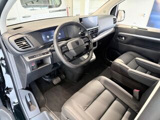 Peugeot Traveller L3 VIP BlueHDi 180 AT8 2.2 130kW