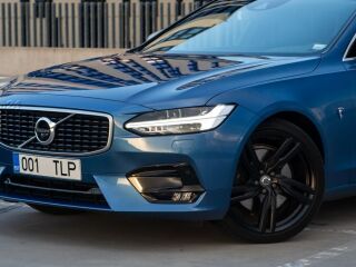 Volvo S90 D5 R-Design AWD 2.0 173kW