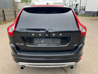 Volvo XC60 R-Design 2.4 D 120kW
