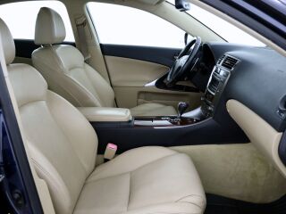 Lexus IS 250 Luxury ATM 2.5 153kW