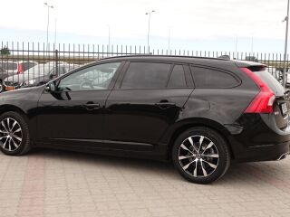 Volvo V60 MOMENTUM 2.0 R4 140kW