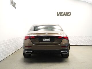 Mercedes-Benz E 200 4Matic AMG Line Night pack 2.0 150кВ