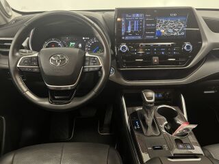 Toyota Highlander Premium AWD 2.5 140кВ