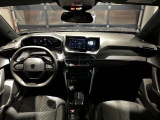 Peugeot 2008 Allure PureTech 130 AT8 1.2 96kW
