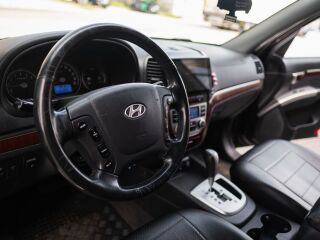 Hyundai Santa Fe 2.7 139kW