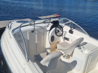 Sea Fox 204 3.0 R4 Volvo penta 99kW