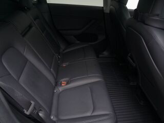 Tesla Model Y Long Range Dual Motor AWD 153kW