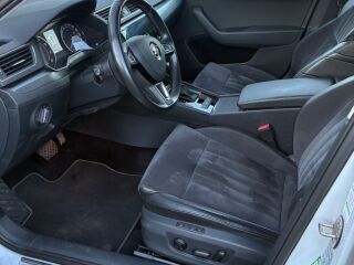 Skoda Superb Combi Elegance 1.8 132kW