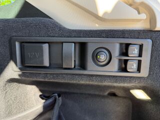 BMW 330 xDrive Sport Line Plug-in Hybrid 2.0 215kW