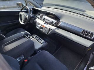 Honda FR-V 1.7 92kW