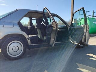 Mercedes-Benz E 250 W124 2.5 66kW
