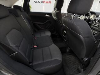Mercedes-Benz B 180 1.6 90kW