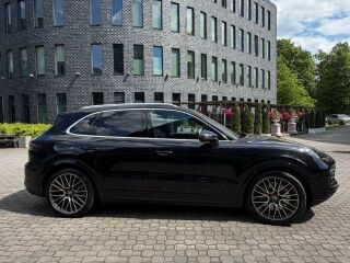 Porsche Cayenne S 2.9 324кВ