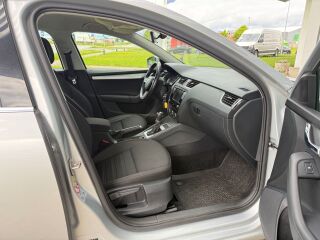 Skoda Octavia 1.5 R4 96кВ