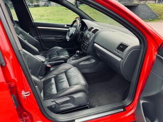 Volkswagen Golf GTI 2.0 R4 147kW