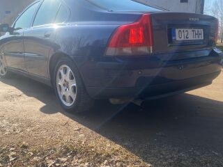 Volvo S60 2.4 125kW