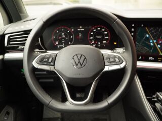 Volkswagen Touareg Elegance 4-Motion 3.0 170кВ